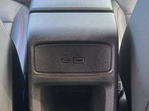 Certified 2024 Chevrolet Trax RS image 17