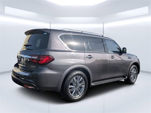 Used 2022 INFINITI QX80 Luxe w/ Cargo Package image 3