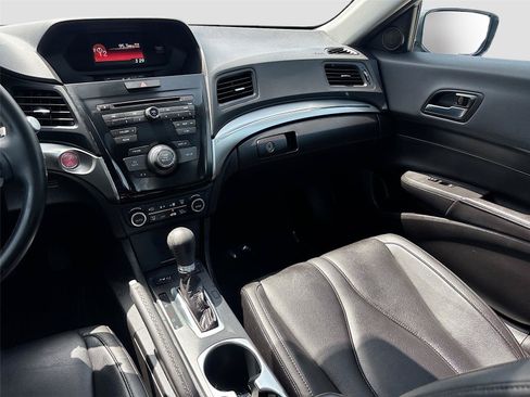 Used 2019 Acura ILX FWD image 23