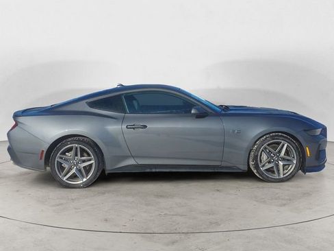 Used 2025 Ford Mustang GT Premium image 6