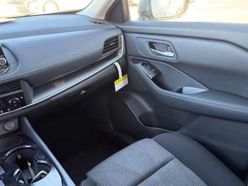 New 2026 Nissan Rogue SV w/ Cold Weather Package image 10