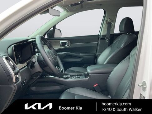 Certified 2023 Kia Sorento X-Line EX AWD/4WD image 18
