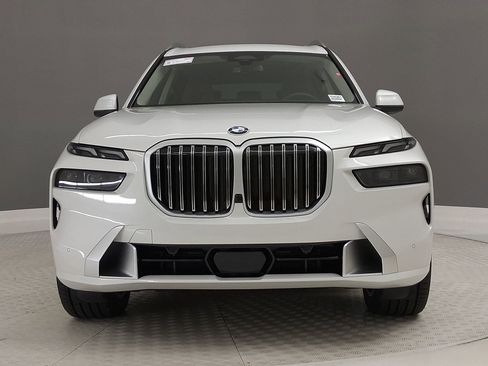 New 2026 BMW X7 xDrive40i image 4