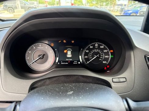 Used 2025 Acura RDX SH-AWD image 7