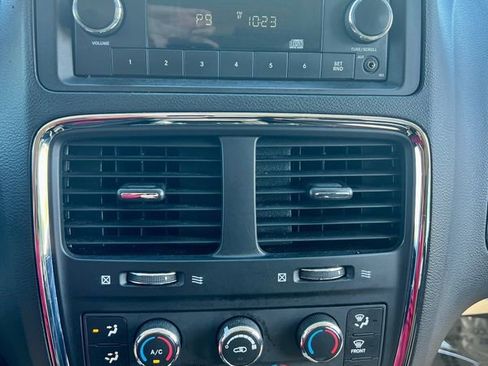 Used 2014 Dodge Grand Caravan SE w/ Quick Order Package 29E SE image 13