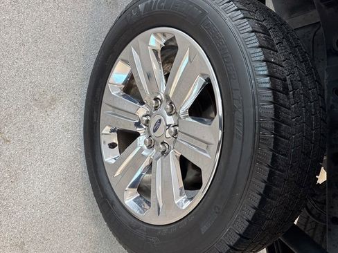 Used 2019 Ford F150 Lariat w/ Equipment Group 502A Luxury image 20