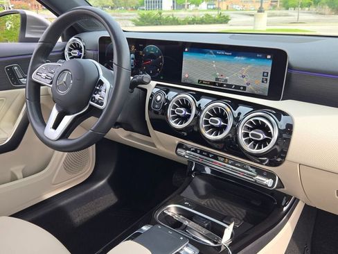 Used 2019 Mercedes-Benz A 220 4MATIC image 7