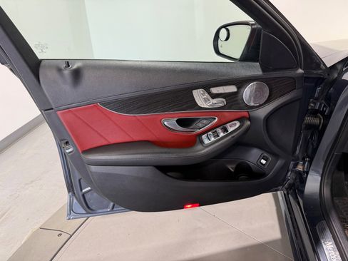 Used 2015 Mercedes-Benz C 400 4MATIC image 17