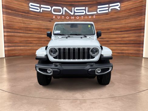 New 2026 Jeep Wrangler Unlimited Sahara AWD/4WD image 9