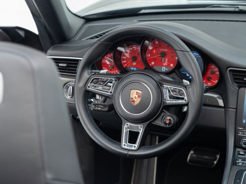 Certified 2017 Porsche 911 Carrera S image 29