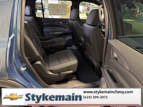 New 2026 Chevrolet Traverse LT image 13