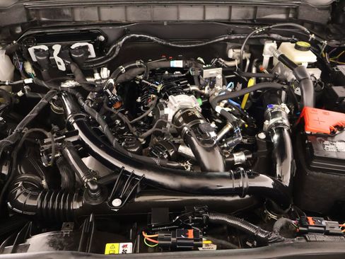 Used 2024 Ford Bronco Badlands AWD/4WD image 20