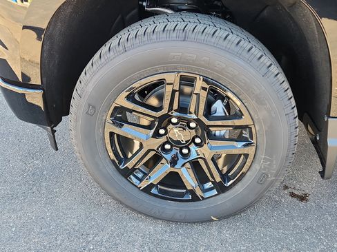 New 2026 Chevrolet Silverado 1500 Custom image 7