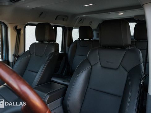 Used 2024 INEOS Grenadier Fieldmaster Edition image 21