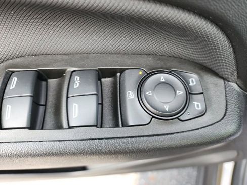 Used 2024 Chevrolet Equinox RS image 23