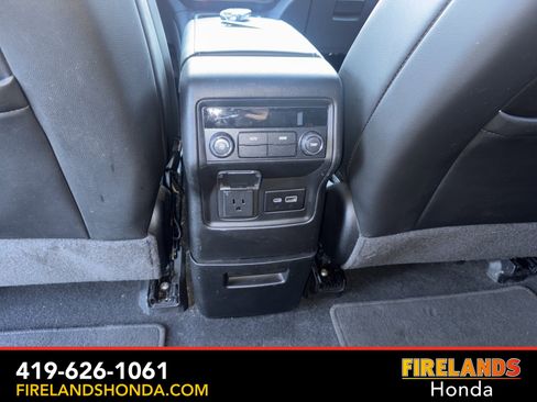 Used 2020 GMC Acadia SLT w/ Trailering Package image 31