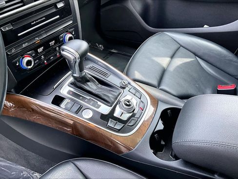 Used 2017 Audi Q5 2.0T Premium image 16