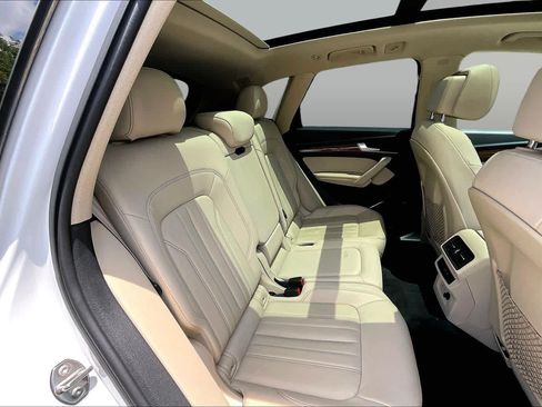 Used 2021 Audi Q5 2.0T Premium Plus w/ Premium Plus Package AWD/4WD image 20