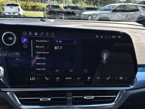 New 2026 Chevrolet Equinox EV LT image 18