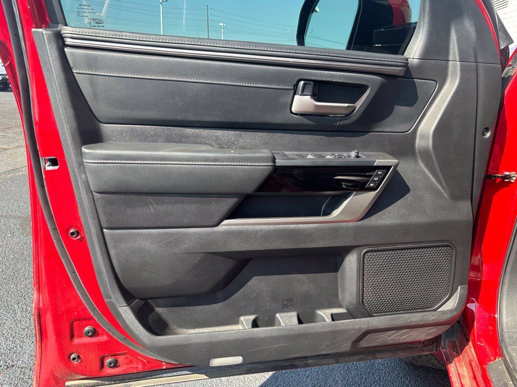 Used 2023 Toyota Tundra Limited w/ Power Package AWD/4WD image 6