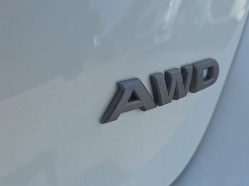 Used 2025 Nissan Altima 2.5 SR image 12