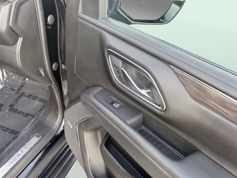 Used 2023 Chevrolet Tahoe LT image 35