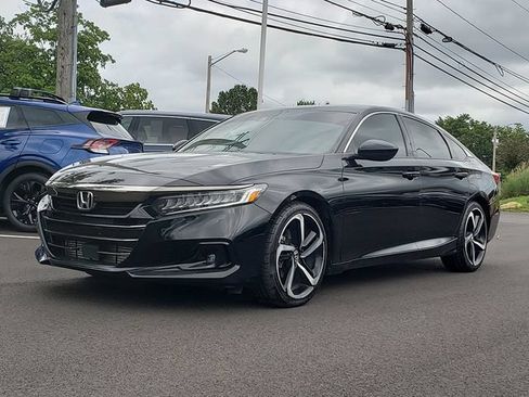 Used 2022 Honda Accord Sport image 2