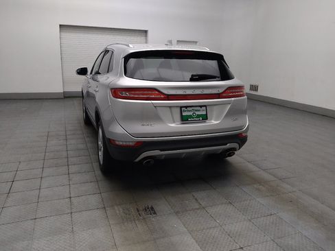 Used 2017 Lincoln MKC Premiere FWD image 5