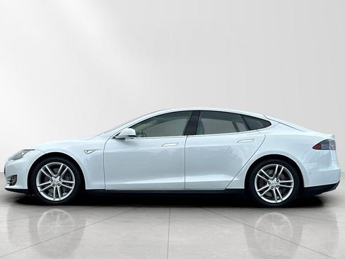 Used 2014 Tesla Model S 60 image 3