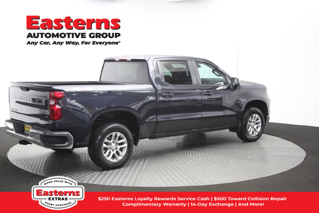 Used 2023 Chevrolet Silverado 1500 LT AWD/4WD image 47