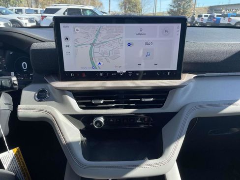 New 2026 Ford Explorer Active w/ Active Comfort Package RWD image 22