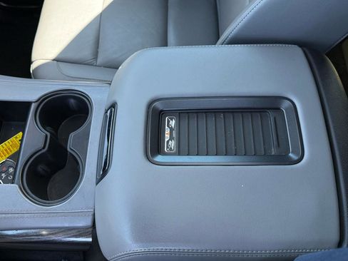 Used 2017 Chevrolet Tahoe LT w/ LT Signature Package AWD/4WD image 21