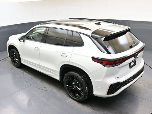 New 2026 Volkswagen Tiguan SE R-Line image 38