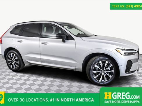 Used 2025 Volvo XC60 B5 Plus image 1