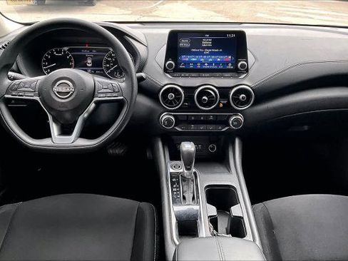 Certified 2025 Nissan Sentra SV w/ Trunk Package image 15