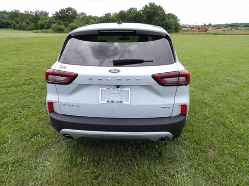 Used 2025 Ford Escape Active image 8