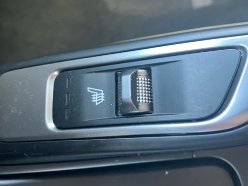 Used 2023 Kia Sorento S w/ Panoramic Sunroof Package AWD/4WD image 27