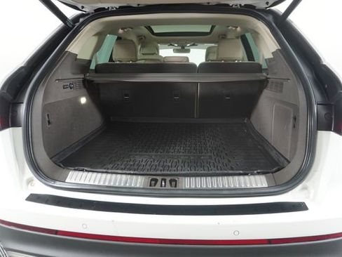 Used 2022 Lincoln Nautilus Reserve w/ Equipment Group 201A FWD image 38