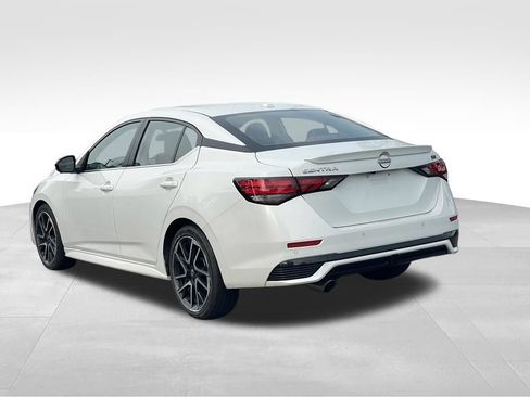Certified 2024 Nissan Sentra SR w/ SR Premium Package FWD image 4