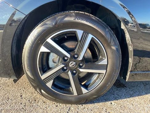 Used 2024 Nissan Sentra SV image 20