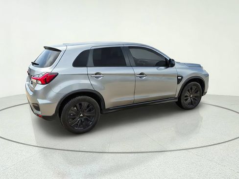 Used 2025 Mitsubishi Outlander Sport LE AWD/4WD image 7