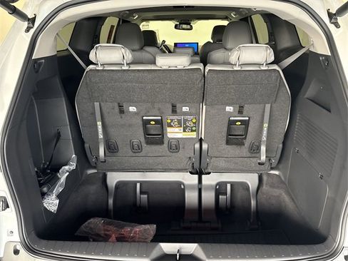 New 2025 Toyota Sienna XLE image 26