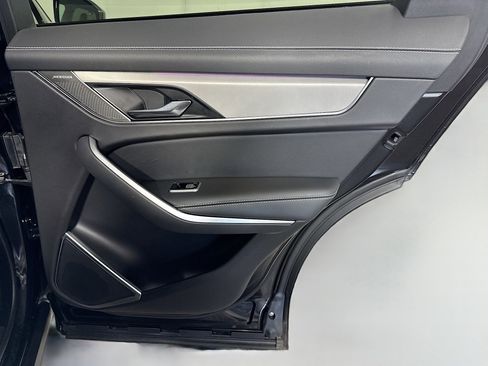 Used 2025 Jaguar F-PACE R-Dynamic S image 28