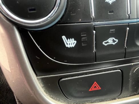 Used 2014 Chevrolet Malibu LT image 16