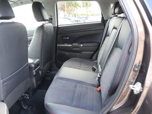 Used 2024 Mitsubishi Outlander Sport SE AWD/4WD image 33