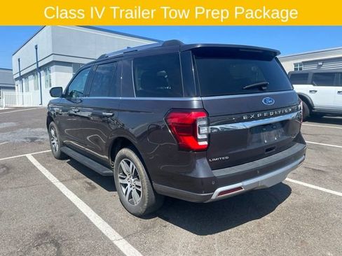 Certified 2024 Ford Expedition Limited AWD/4WD image 3
