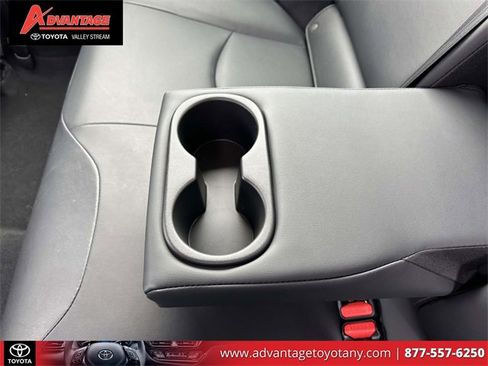 Used 2022 Toyota Prius Prime XLE image 15