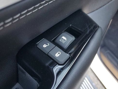 New 2026 Jeep Grand Wagoneer Limited image 16