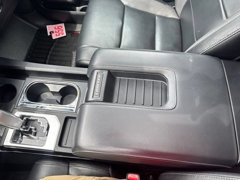 Used 2018 Toyota Tundra Limited AWD/4WD image 23