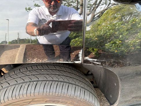 Used 2018 Chevrolet Tahoe LT image 29